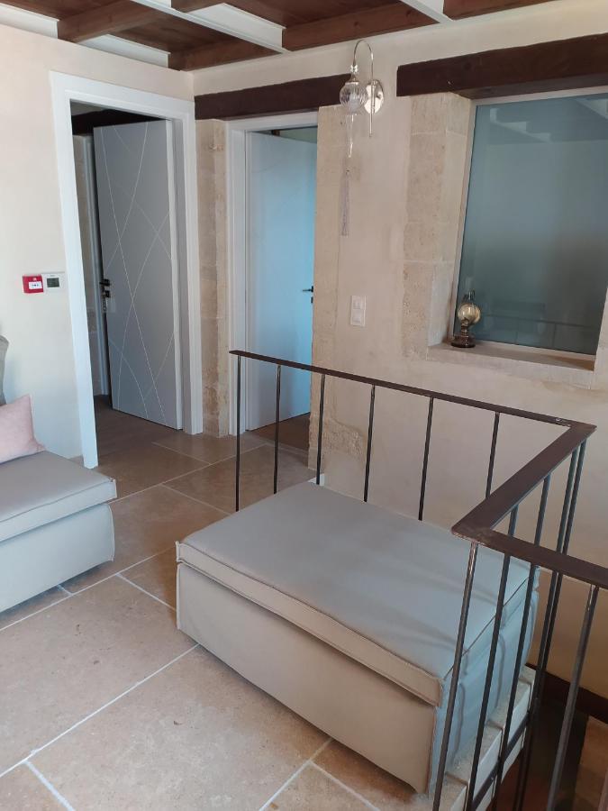 Wild Violet Villa: An Old Vision Of Luxury Melidhónion Esterno foto