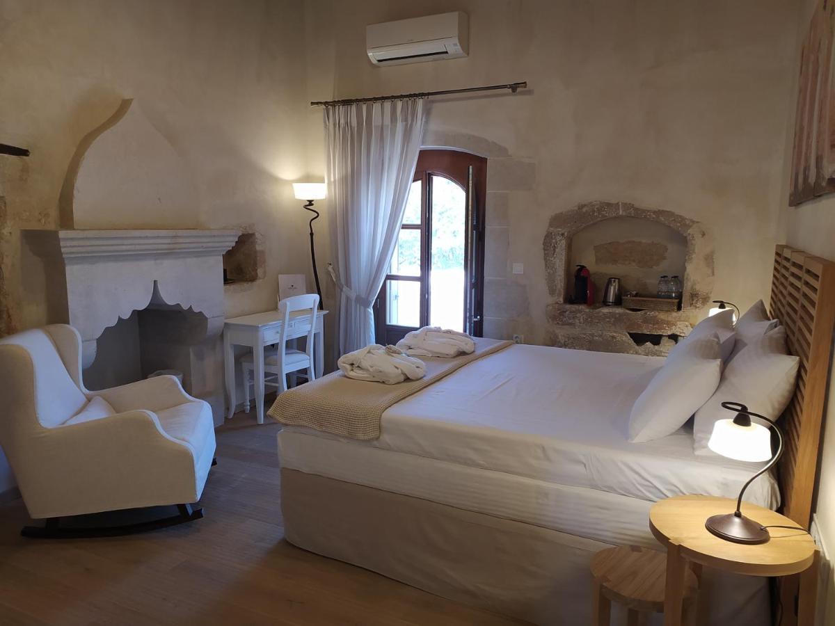 Wild Violet Villa: An Old Vision Of Luxury Melidhónion Esterno foto