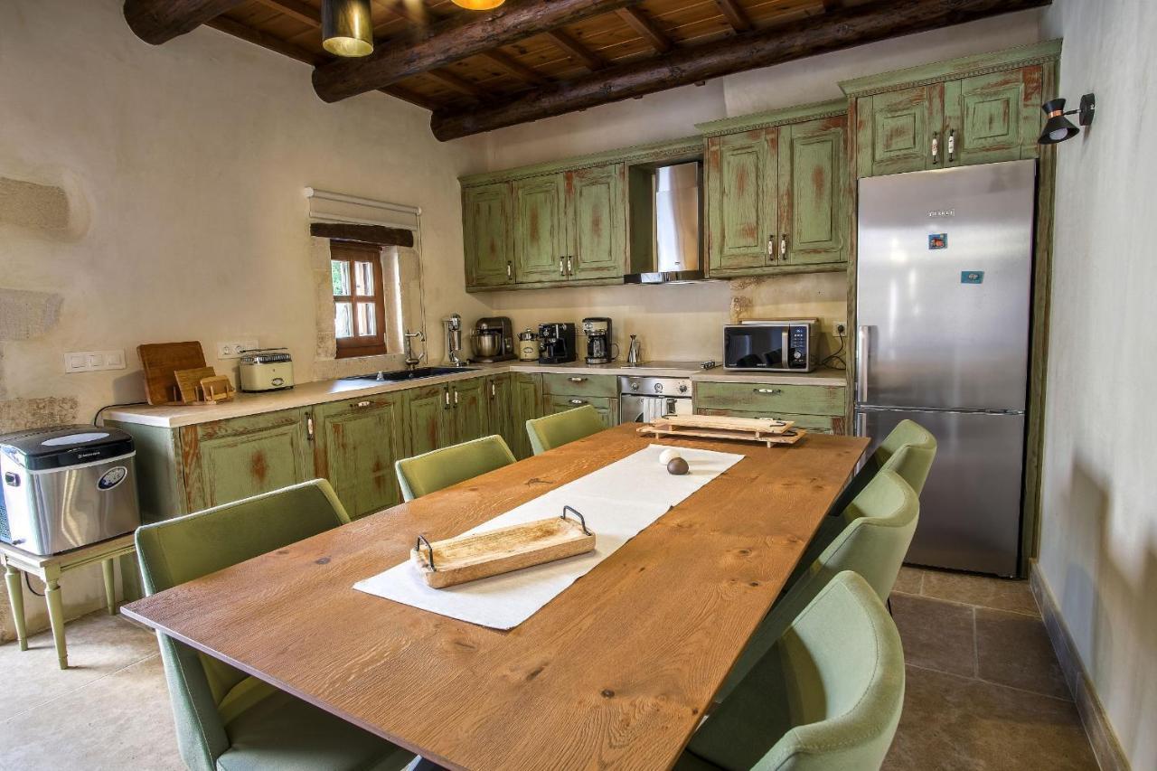 Wild Violet Villa: An Old Vision Of Luxury Melidhónion Esterno foto