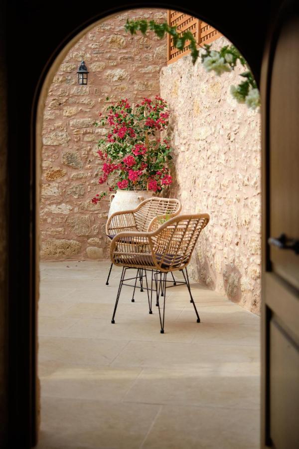 Wild Violet Villa: An Old Vision Of Luxury Melidhónion Esterno foto